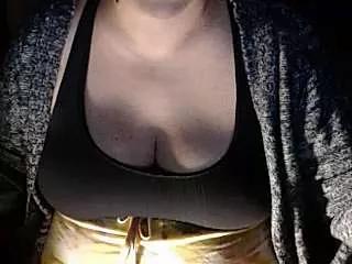 Customizable and immersive: Energize your taste buds and checkout our delicious choice of amateur cams liveshows with excited livestreamers getting their sweet physiques pounded with their beloved vibrating toys.