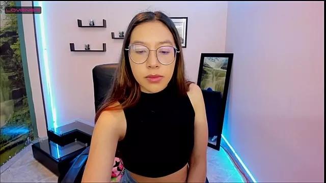Customizable and immersive: Energize your taste buds and checkout our delicious choice of amateur cams liveshows with excited livestreamers getting their sweet physiques pounded with their beloved vibrating toys.