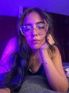 megan_cl from StripChat is Freechat