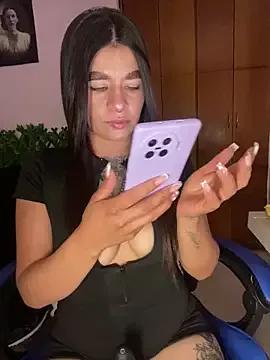 Customizable and immersive: Energize your taste buds and checkout our delicious choice of amateur cams liveshows with excited livestreamers getting their sweet physiques pounded with their beloved vibrating toys.