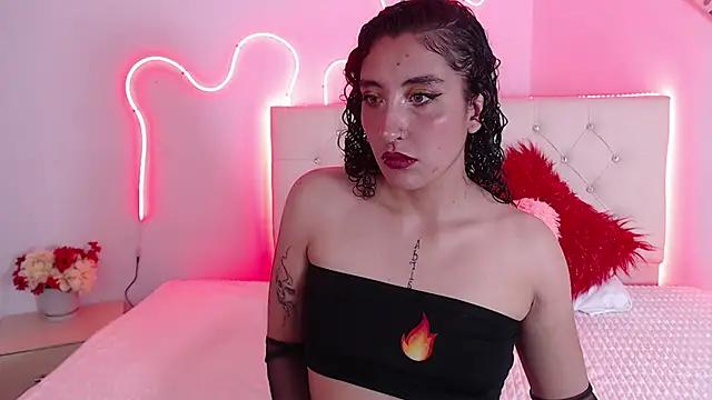 Customizable and immersive: Energize your taste buds and checkout our delicious choice of amateur cams liveshows with excited livestreamers getting their sweet physiques pounded with their beloved vibrating toys.
