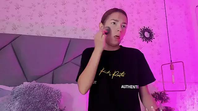 Customizable and immersive: Energize your taste buds and checkout our delicious choice of amateur cams liveshows with excited livestreamers getting their sweet physiques pounded with their beloved vibrating toys.