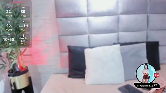 Customizable and immersive: Energize your taste buds and checkout our delicious choice of amateur cams liveshows with excited livestreamers getting their sweet physiques pounded with their beloved vibrating toys.