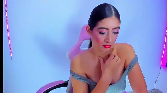 Customizable and immersive: Energize your taste buds and checkout our delicious choice of amateur cams liveshows with excited livestreamers getting their sweet physiques pounded with their beloved vibrating toys.