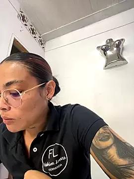 Customizable and immersive: Energize your taste buds and checkout our delicious choice of amateur cams liveshows with excited livestreamers getting their sweet physiques pounded with their beloved vibrating toys.