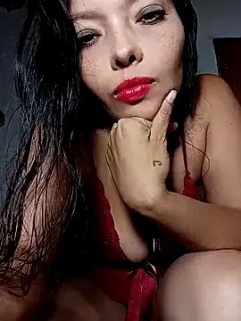 Customizable and immersive: Energize your taste buds and checkout our delicious choice of amateur cams liveshows with excited livestreamers getting their sweet physiques pounded with their beloved vibrating toys.