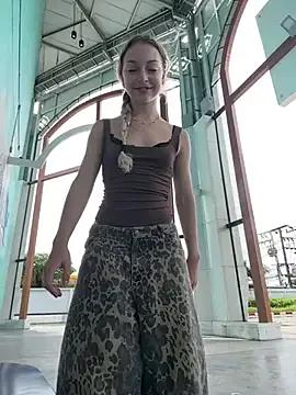 melissa_grr from StripChat is Freechat