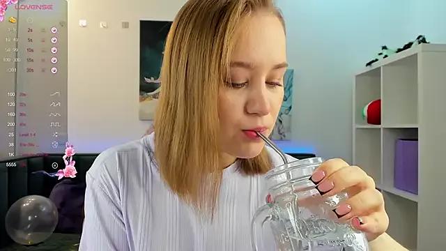 Customizable and immersive: Energize your taste buds and checkout our delicious choice of amateur cams liveshows with excited livestreamers getting their sweet physiques pounded with their beloved vibrating toys.