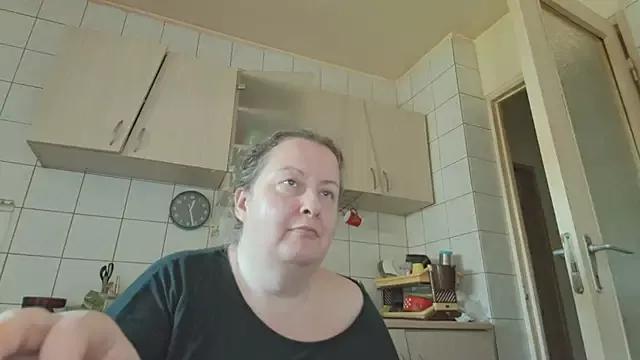 melissaBlessing from StripChat is Freechat