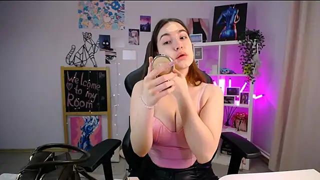 Customizable and immersive: Energize your taste buds and checkout our delicious choice of amateur cams liveshows with excited livestreamers getting their sweet physiques pounded with their beloved vibrating toys.