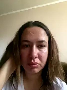 MelissaWeorau from StripChat is Freechat