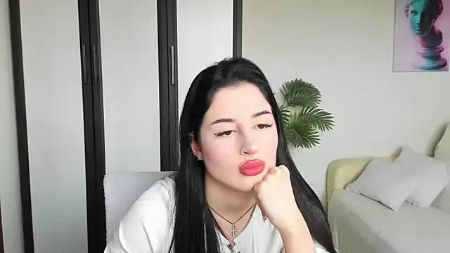 meowallen from StripChat is Freechat