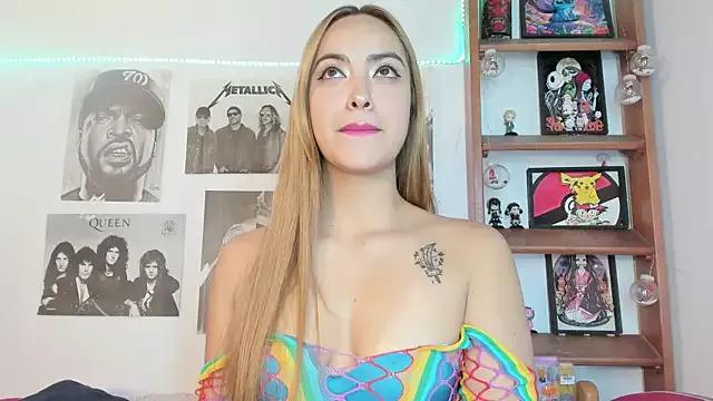 Meowlody from StripChat is Freechat