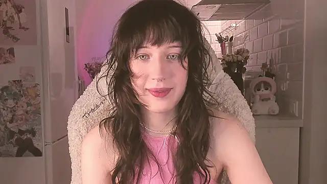 Customizable and immersive: Energize your taste buds and checkout our delicious choice of amateur cams liveshows with excited livestreamers getting their sweet physiques pounded with their beloved vibrating toys.
