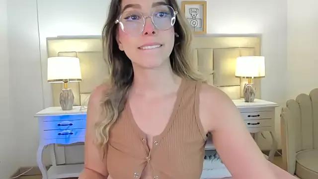 Customizable and immersive: Energize your taste buds and checkout our delicious choice of amateur cams liveshows with excited livestreamers getting their sweet physiques pounded with their beloved vibrating toys.