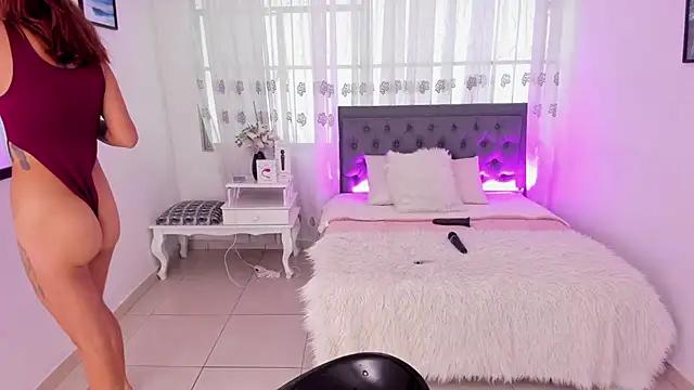 Customizable and immersive: Energize your taste buds and checkout our delicious choice of amateur cams liveshows with excited livestreamers getting their sweet physiques pounded with their beloved vibrating toys.