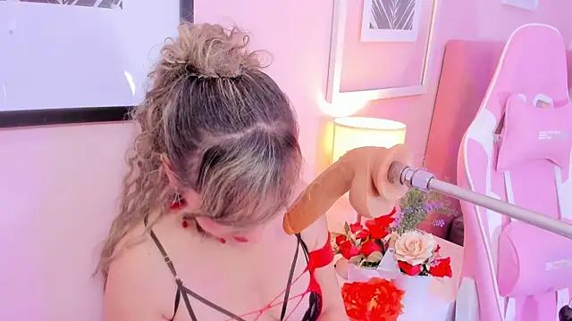 Customizable and immersive: Energize your taste buds and checkout our delicious choice of amateur cams liveshows with excited livestreamers getting their sweet physiques pounded with their beloved vibrating toys.