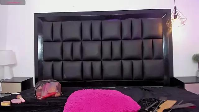 Customizable and immersive: Energize your taste buds and checkout our delicious choice of amateur cams liveshows with excited livestreamers getting their sweet physiques pounded with their beloved vibrating toys.