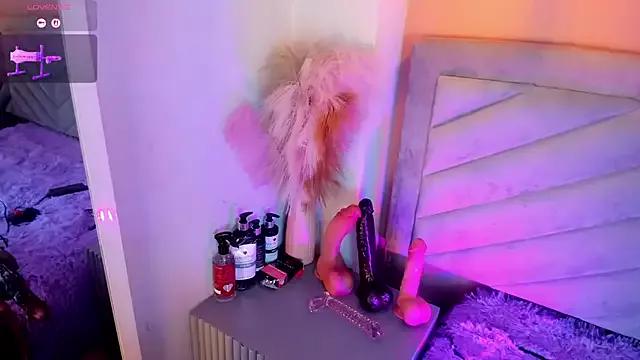 Mia_Valentine_ from StripChat is Freechat