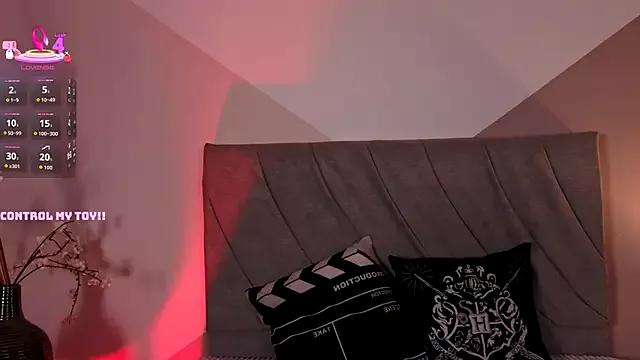 miaablack from StripChat is Freechat