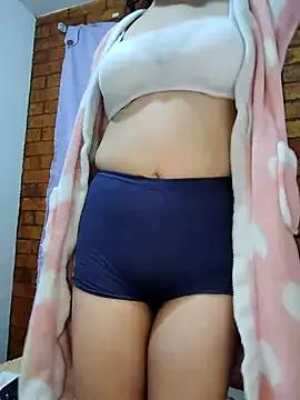 Miacollins12 from StripChat is Freechat