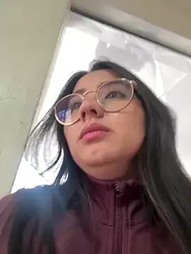 Michelle_Zoe from StripChat is Freechat