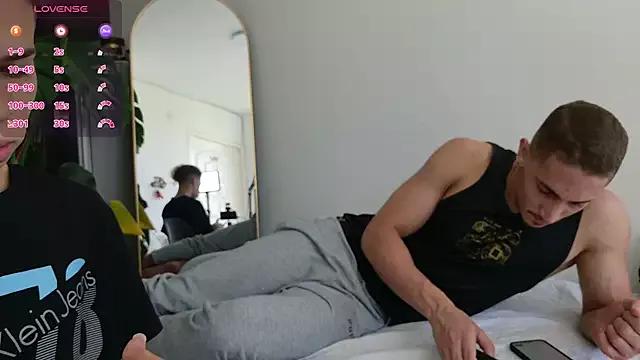 MikeRoss7777 from StripChat is Freechat