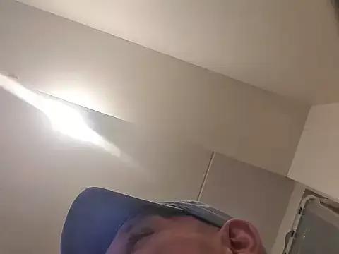 mikeythebestsucker from StripChat is Freechat