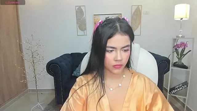 Mila_blaze from StripChat is Freechat