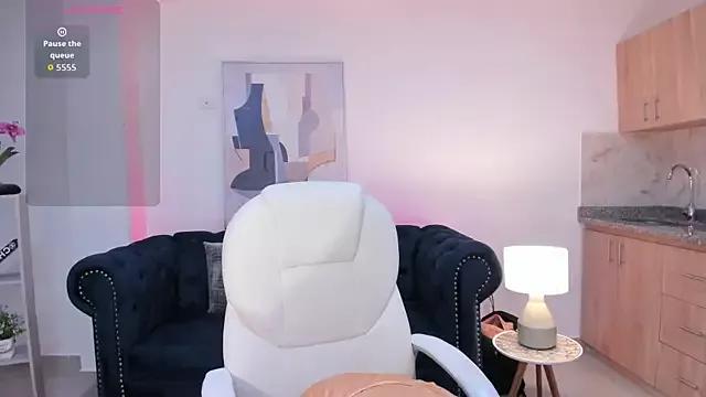 Customizable and immersive: Energize your taste buds and checkout our delicious choice of amateur cams liveshows with excited livestreamers getting their sweet physiques pounded with their beloved vibrating toys.