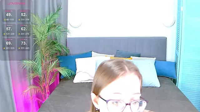 mila_stare from StripChat is Freechat