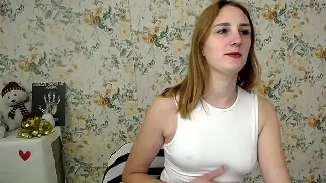 Milana_Cutie_ from StripChat is Freechat