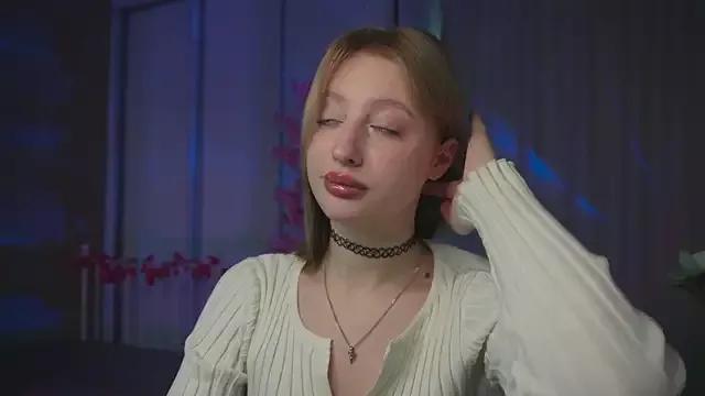 milasmiu from StripChat is Freechat