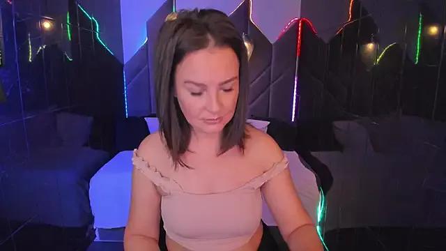 Customizable and immersive: Energize your taste buds and checkout our delicious choice of amateur cams liveshows with excited livestreamers getting their sweet physiques pounded with their beloved vibrating toys.