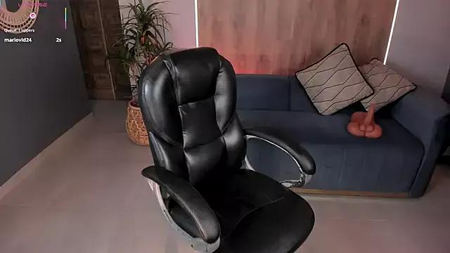 Customizable and immersive: Energize your taste buds and checkout our delicious choice of amateur cams liveshows with excited livestreamers getting their sweet physiques pounded with their beloved vibrating toys.