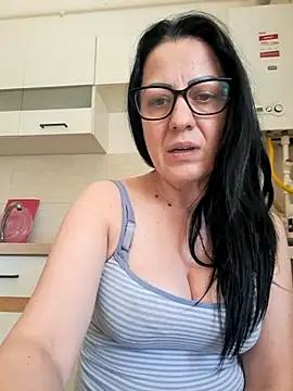MILF_LOVE_CUM from StripChat is Freechat