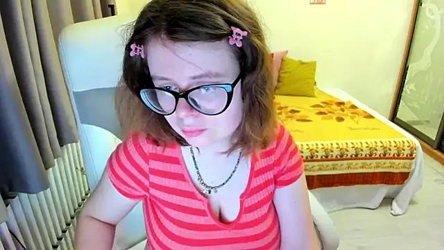 MilisaSweet777 from StripChat is Freechat
