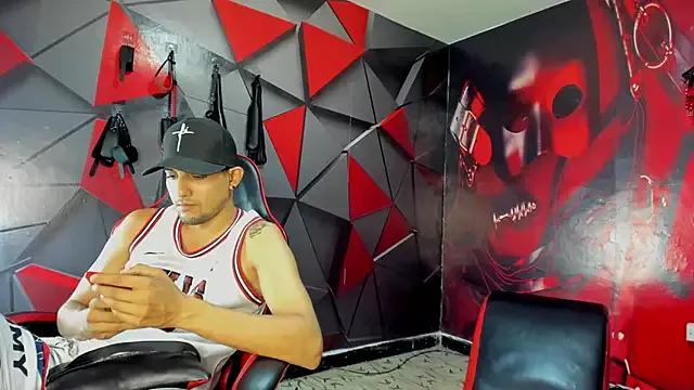 Customizable and immersive: Energize your taste buds and checkout our delicious choice of amateur cams liveshows with excited livestreamers getting their sweet physiques pounded with their beloved vibrating toys.