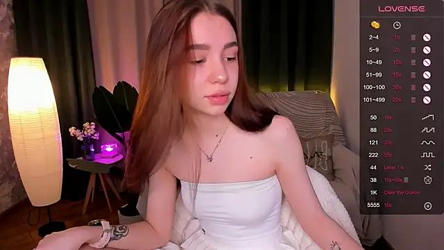 MilliBrown_ from StripChat