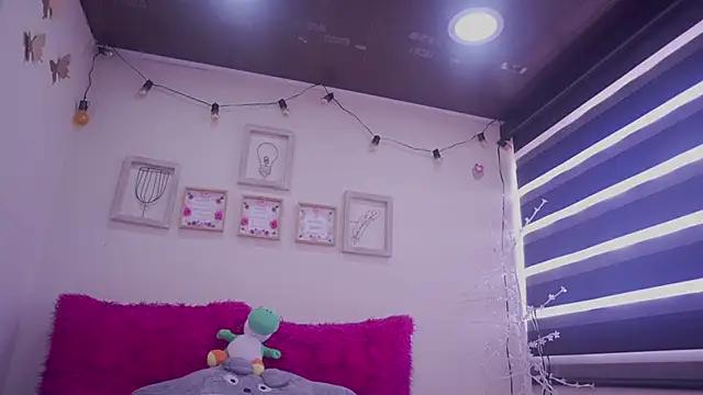Customizable and immersive: Energize your taste buds and checkout our delicious choice of amateur cams liveshows with excited livestreamers getting their sweet physiques pounded with their beloved vibrating toys.