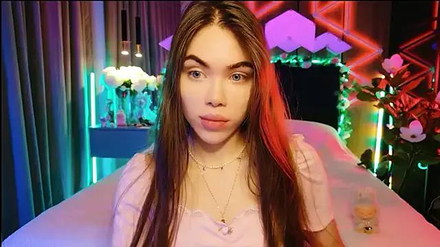 MimiFors from StripChat is Freechat