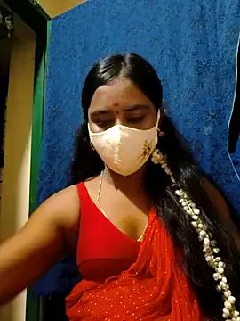 mini-queen from StripChat is Freechat