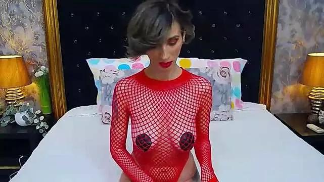 Customizable and immersive: Energize your taste buds and checkout our delicious choice of amateur cams liveshows with excited livestreamers getting their sweet physiques pounded with their beloved vibrating toys.