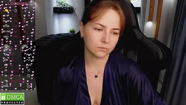Mira_Mermayd from StripChat is Freechat