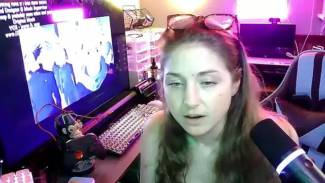 Customizable and immersive: Energize your taste buds and checkout our delicious choice of amateur cams liveshows with excited livestreamers getting their sweet physiques pounded with their beloved vibrating toys.