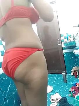 Miss-0012 from StripChat is Freechat