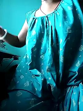 Miss_anu from StripChat is Freechat