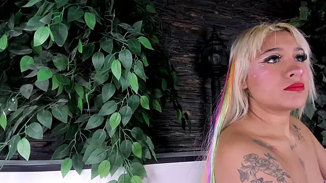 miss_danika from StripChat