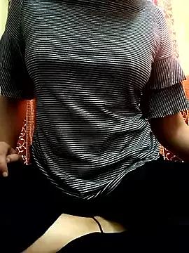 miss_kittyy from StripChat is Freechat