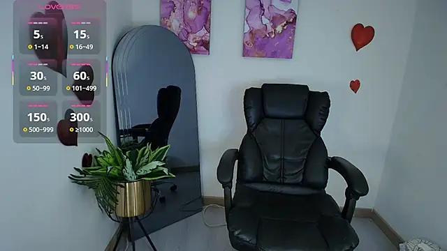 Customizable and immersive: Energize your taste buds and checkout our delicious choice of amateur cams liveshows with excited livestreamers getting their sweet physiques pounded with their beloved vibrating toys.